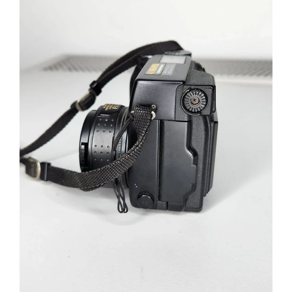 Olympus Camedia C-4040 ZOOM 7.5x LCD Digital Zoom 4.1 MP Wþ Kodak Case, Tested